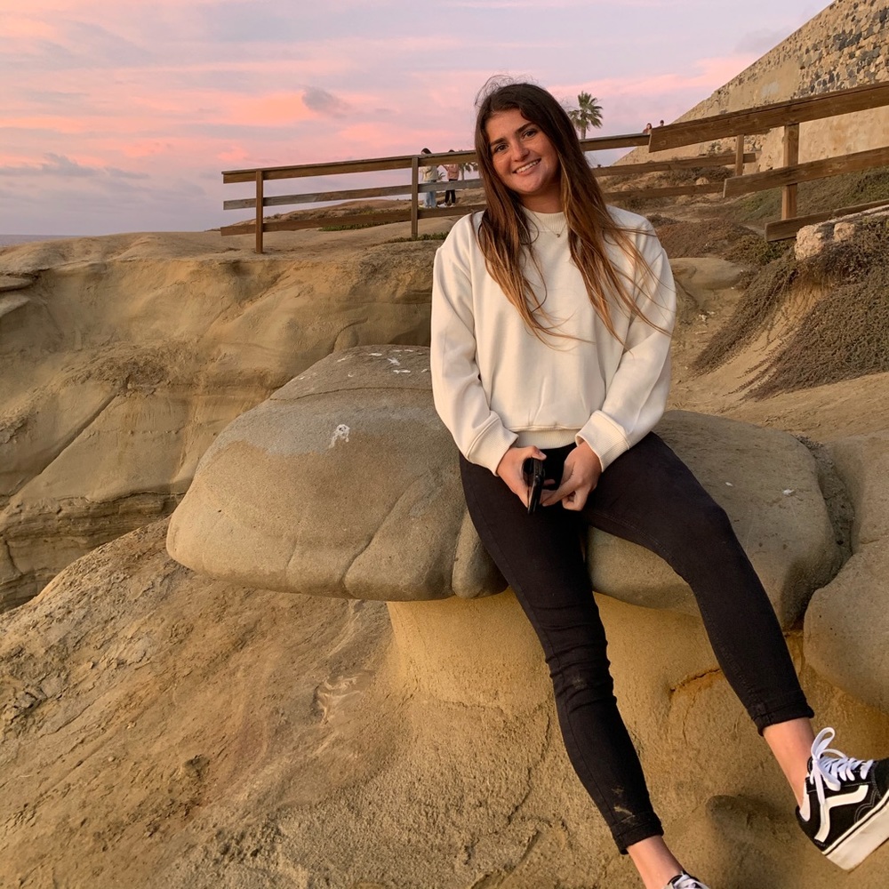 Meet your Posher, Catalina